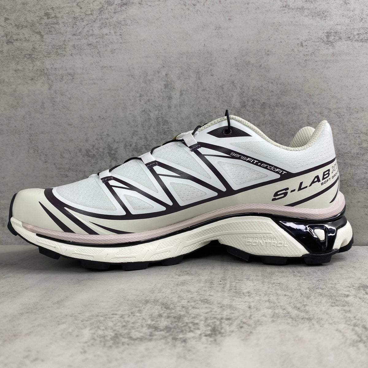 SALOMON XT-6